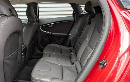 Volvo V40 II рестайлинг, 2013 год, 1 450 000 рублей, 30 фотография