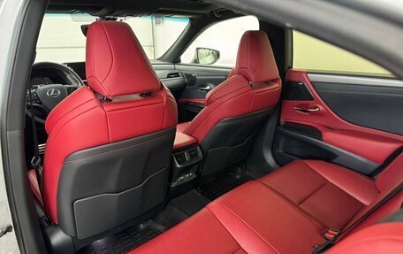 Lexus ES VII, 2019 год, 4 500 000 рублей, 15 фотография