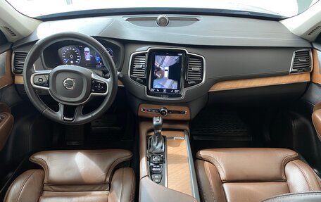 Volvo XC90 II рестайлинг, 2019 год, 13 фотография