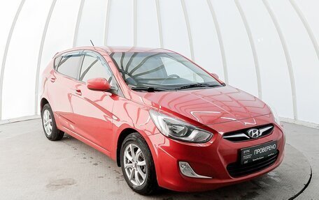 Hyundai Solaris II рестайлинг, 2012 год, 745 000 рублей, 3 фотография