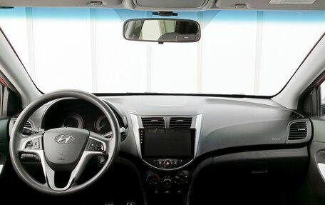 Hyundai Solaris II рестайлинг, 2012 год, 745 000 рублей, 14 фотография