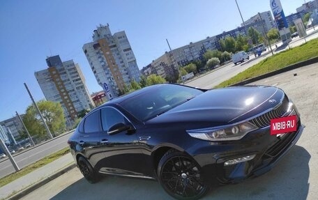 KIA Optima IV, 2018 год, 1 850 000 рублей, 10 фотография