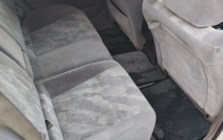 Nissan Avenir II, 1999 год, 360 000 рублей, 24 фотография