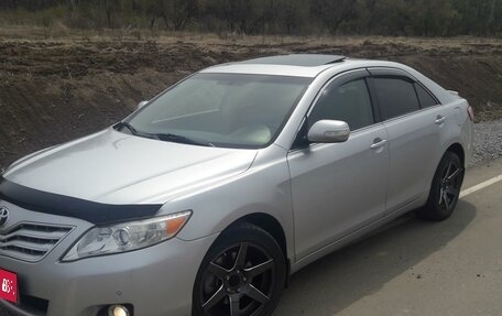 Toyota Camry, 2011 год, 1 300 000 рублей, 1 фотография