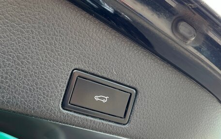 Volkswagen Touareg III, 2016 год, 3 262 700 рублей, 18 фотография