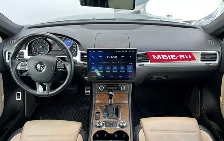 Volkswagen Touareg III, 2016 год, 3 262 700 рублей, 7 фотография