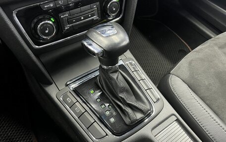 Skoda Superb III рестайлинг, 2012 год, 1 199 000 рублей, 15 фотография
