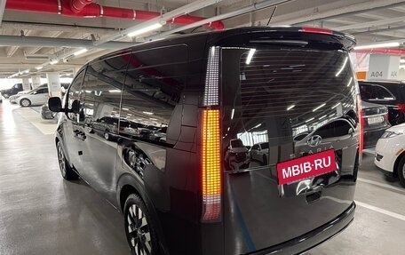 Hyundai Staria, 2021 год, 4 100 000 рублей, 2 фотография