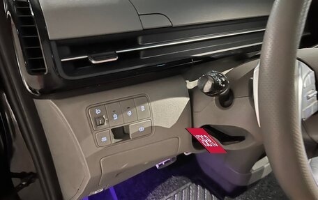Hyundai Staria, 2021 год, 4 100 000 рублей, 12 фотография