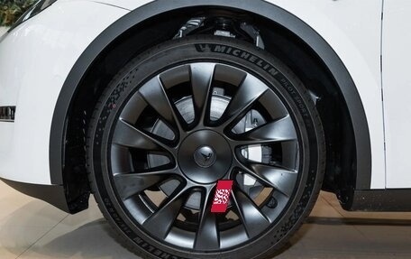 Tesla Model Y I, 2022 год, 3 745 698 рублей, 8 фотография
