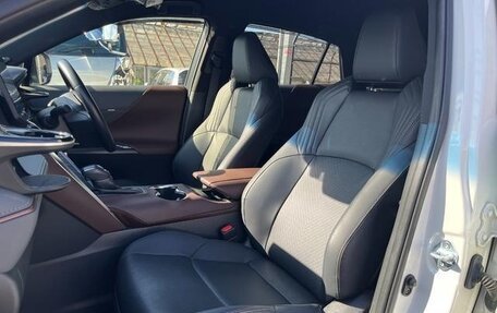 Toyota Harrier, 2021 год, 9 фотография