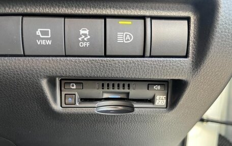 Toyota Harrier, 2021 год, 17 фотография