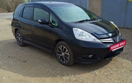Honda Fit Shuttle I рестайлинг, 2013 год, 980 000 рублей, 2 фотография