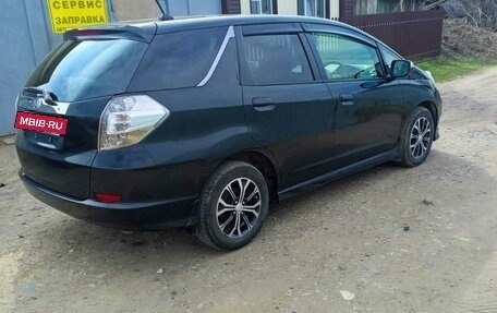 Honda Fit Shuttle I рестайлинг, 2013 год, 980 000 рублей, 4 фотография
