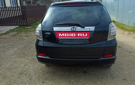 Honda Fit Shuttle I рестайлинг, 2013 год, 980 000 рублей, 5 фотография