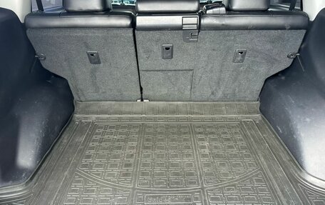 Toyota Land Cruiser Prado 150 рестайлинг 2, 2016 год, 3 499 000 рублей, 20 фотография