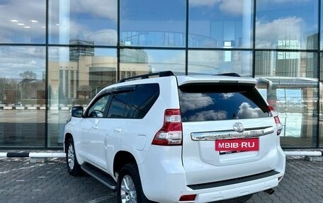 Toyota Land Cruiser Prado 150 рестайлинг 2, 2016 год, 3 499 000 рублей, 6 фотография