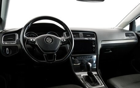 Volkswagen Golf VII, 2018 год, 1 899 000 рублей, 11 фотография