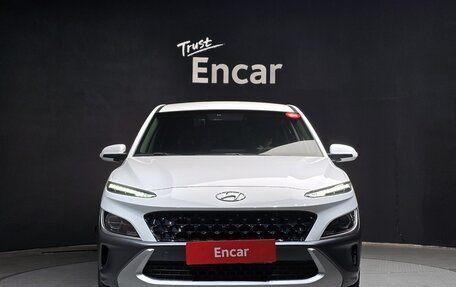 Hyundai Kona I, 2021 год, 1 980 000 рублей, 3 фотография