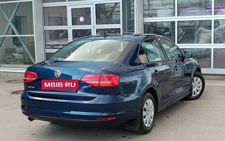 Volkswagen Jetta VI, 2015 год, 1 095 000 рублей, 2 фотография