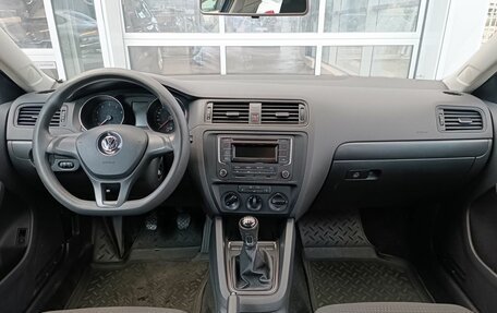 Volkswagen Jetta VI, 2015 год, 1 095 000 рублей, 8 фотография