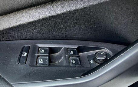 Volkswagen Jetta VII, 2019 год, 1 785 000 рублей, 16 фотография