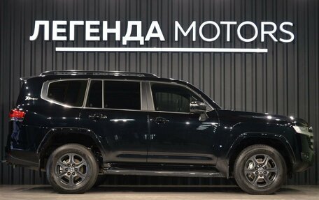 Toyota Land Cruiser, 2021 год, 11 000 000 рублей, 3 фотография