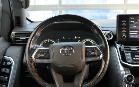 Toyota Land Cruiser, 2021 год, 11 000 000 рублей, 14 фотография