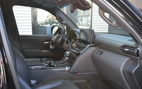 Toyota Land Cruiser, 2021 год, 11 000 000 рублей, 33 фотография