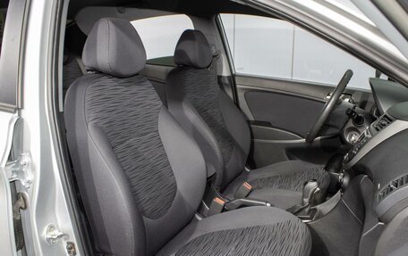Hyundai Solaris II рестайлинг, 2015 год, 1 210 000 рублей, 8 фотография