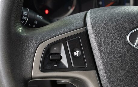 Hyundai Solaris II рестайлинг, 2015 год, 1 210 000 рублей, 16 фотография