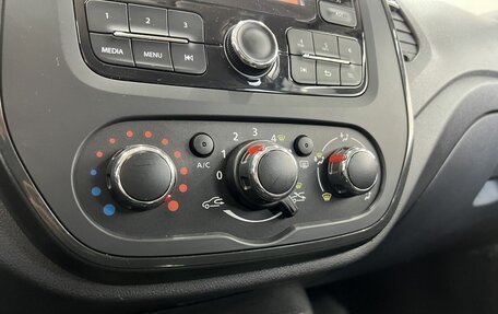 Renault Kaptur I рестайлинг, 2019 год, 1 850 000 рублей, 15 фотография