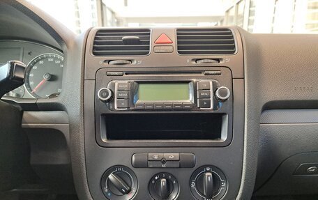 Volkswagen Golf V, 2008 год, 393 000 рублей, 18 фотография