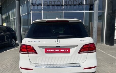 Mercedes-Benz GLE, 2018 год, 4 600 000 рублей, 16 фотография