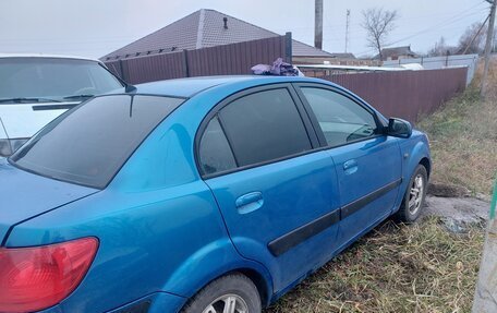 KIA Rio II, 2005 год, 300 000 рублей, 2 фотография