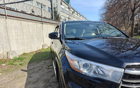 Toyota Highlander III, 2014 год, 2 900 000 рублей, 3 фотография