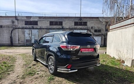 Toyota Highlander III, 2014 год, 2 900 000 рублей, 5 фотография