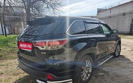 Toyota Highlander III, 2014 год, 2 900 000 рублей, 9 фотография