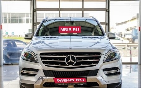 Mercedes-Benz M-Класс, 2012 год, 2 498 000 рублей, 2 фотография