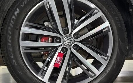 Volkswagen Tiguan II, 2020 год, 2 290 000 рублей, 17 фотография