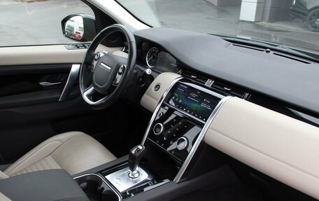 Land Rover Discovery Sport I рестайлинг, 2020 год, 3 500 000 рублей, 29 фотография