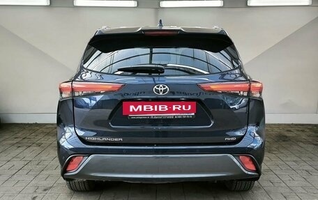 Toyota Highlander, 2020 год, 3 888 000 рублей, 3 фотография