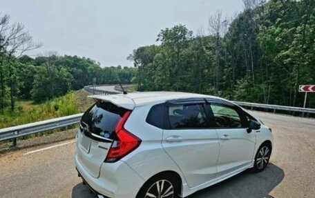 Honda Fit III, 2017 год, 1 350 000 рублей, 1 фотография