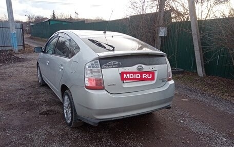 Toyota Prius, 2006 год, 680 000 рублей, 5 фотография