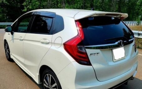 Honda Fit III, 2017 год, 1 350 000 рублей, 3 фотография