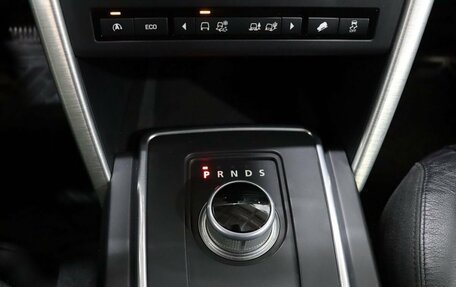 Land Rover Discovery Sport I рестайлинг, 2015 год, 2 599 000 рублей, 20 фотография