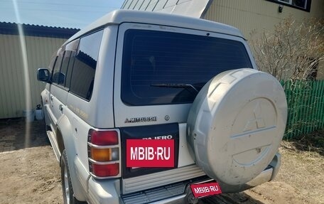 Mitsubishi Pajero III рестайлинг, 1994 год, 690 000 рублей, 8 фотография