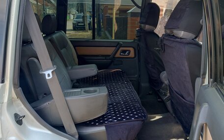 Mitsubishi Pajero III рестайлинг, 1994 год, 690 000 рублей, 30 фотография