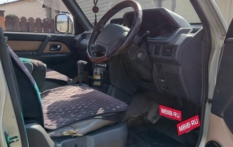 Mitsubishi Pajero III рестайлинг, 1994 год, 690 000 рублей, 33 фотография
