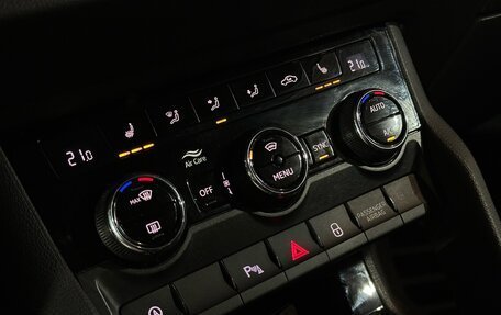Skoda Karoq I, 2021 год, 2 650 000 рублей, 15 фотография